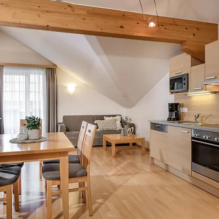 Salzburgerhof Appartement Flachau